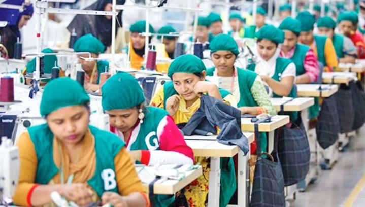 পোশাক রপ্তানি কমল টানা তিন মাস